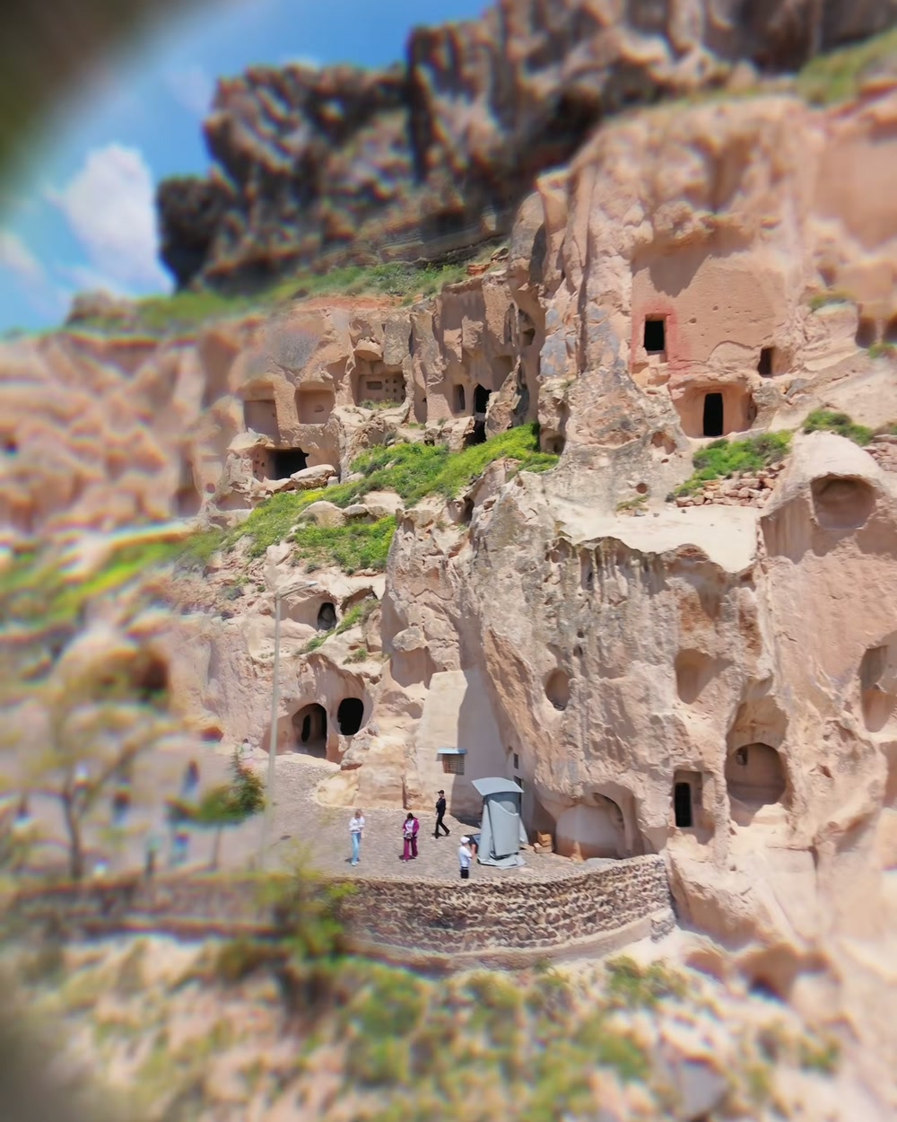 Yeraltı şehrinin oyma yüzü